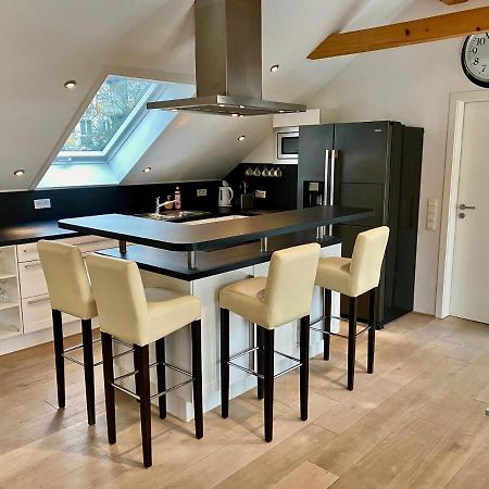 Luxurioeses Studio Im Zentrum, Balkon, Kamin, Klima Apartment ราเวนส์บวร์ก ภายนอก รูปภาพ