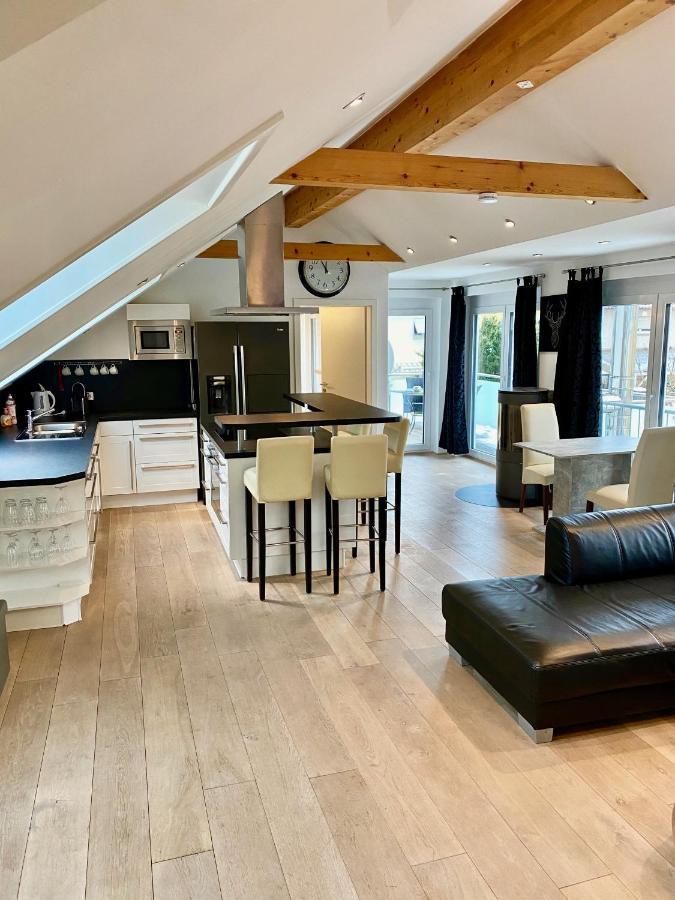 Luxurioeses Studio Im Zentrum, Balkon, Kamin, Klima Apartment ราเวนส์บวร์ก ภายนอก รูปภาพ